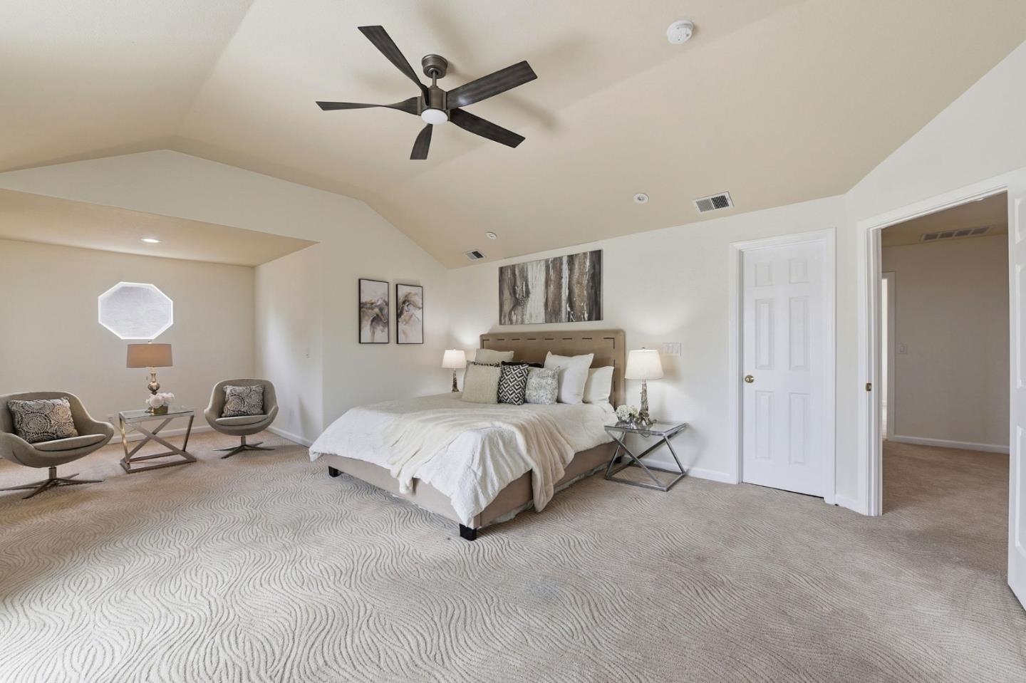 Detail Gallery Image 39 of 66 For 1129 Foxhurst Way, San Jose,  CA 95120 - 5 Beds | 3/1 Baths