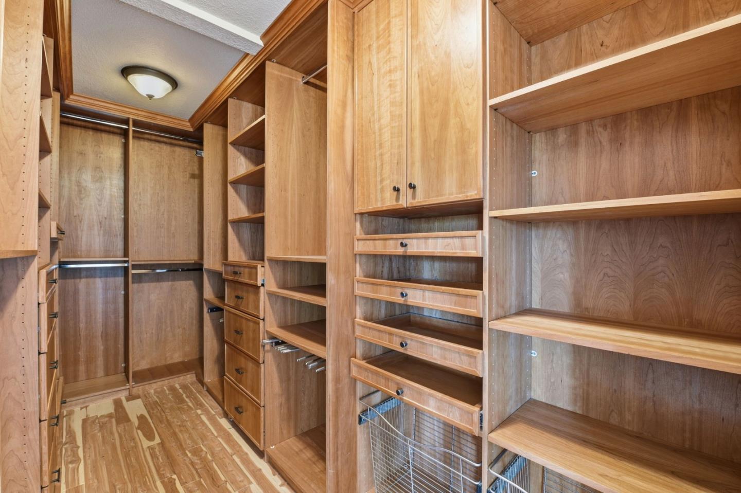 Detail Gallery Image 40 of 66 For 1129 Foxhurst Way, San Jose,  CA 95120 - 5 Beds | 3/1 Baths