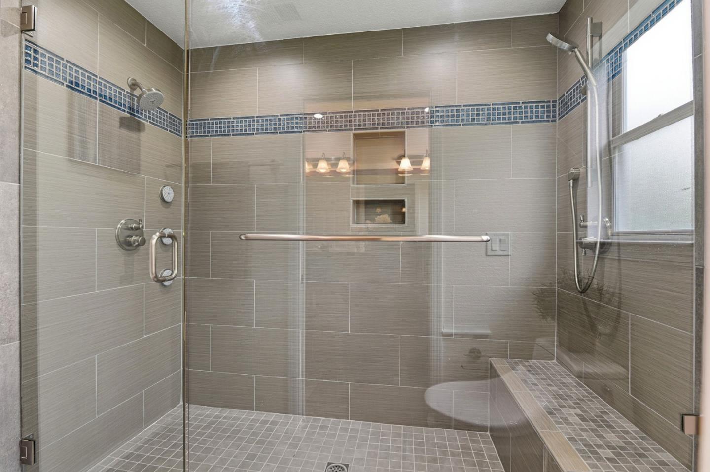 Detail Gallery Image 45 of 66 For 1129 Foxhurst Way, San Jose,  CA 95120 - 5 Beds | 3/1 Baths