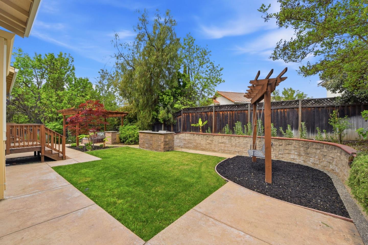 Detail Gallery Image 47 of 66 For 1129 Foxhurst Way, San Jose,  CA 95120 - 5 Beds | 3/1 Baths