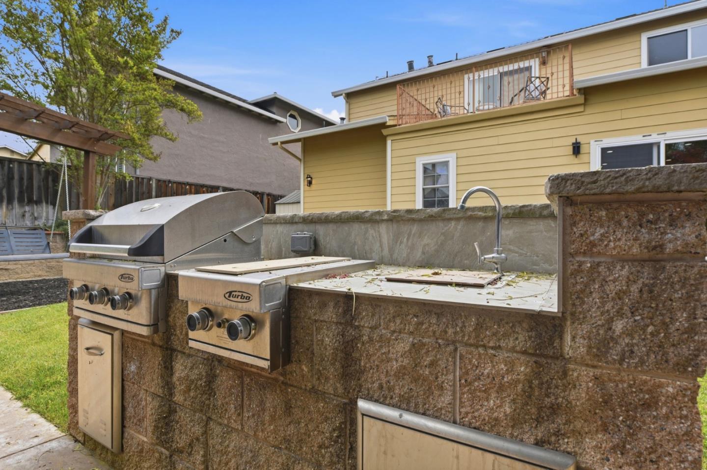 Detail Gallery Image 52 of 66 For 1129 Foxhurst Way, San Jose,  CA 95120 - 5 Beds | 3/1 Baths