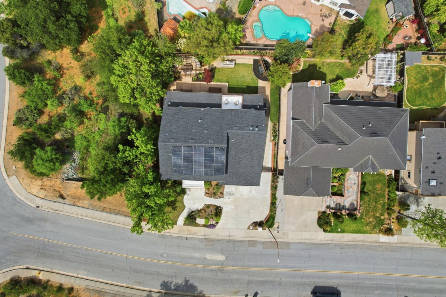 Detail Gallery Image 58 of 66 For 1129 Foxhurst Way, San Jose,  CA 95120 - 5 Beds | 3/1 Baths