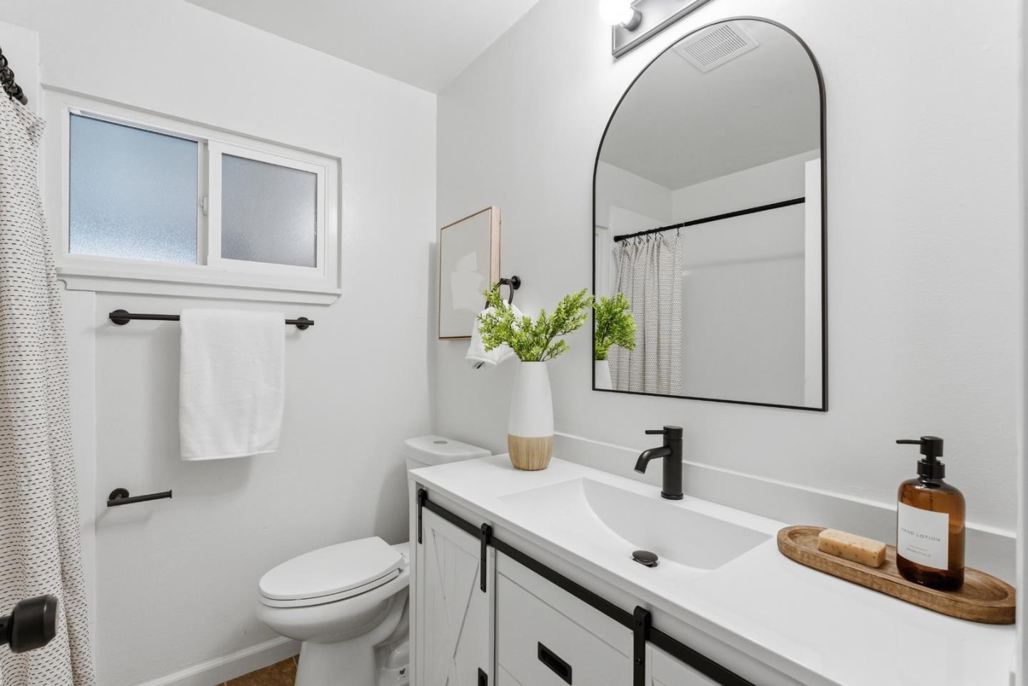 Detail Gallery Image 31 of 37 For 430 - 432 Waddington Ave, Sunnyvale,  CA 94085 - – Beds | – Baths