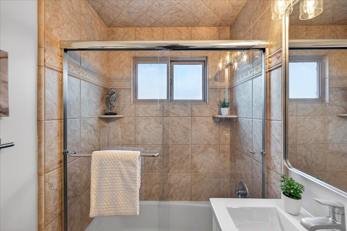 Detail Gallery Image 11 of 41 For 856 Linda Vista St, San Jose,  CA 95127 - 3 Beds | 2 Baths