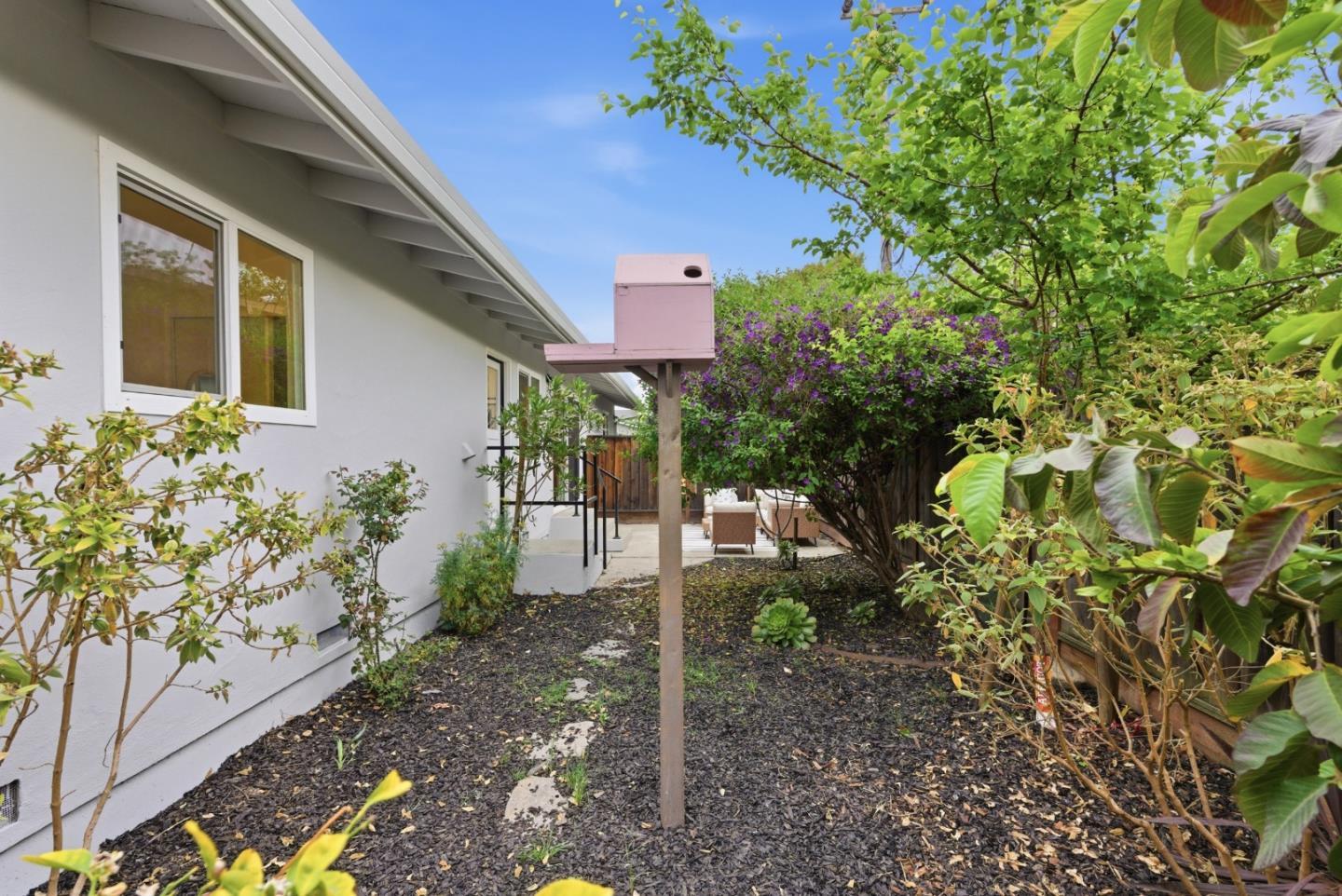 Detail Gallery Image 21 of 37 For 430 - 432 Waddington Ave, Sunnyvale,  CA 94085 - 4 Beds | 2 Baths