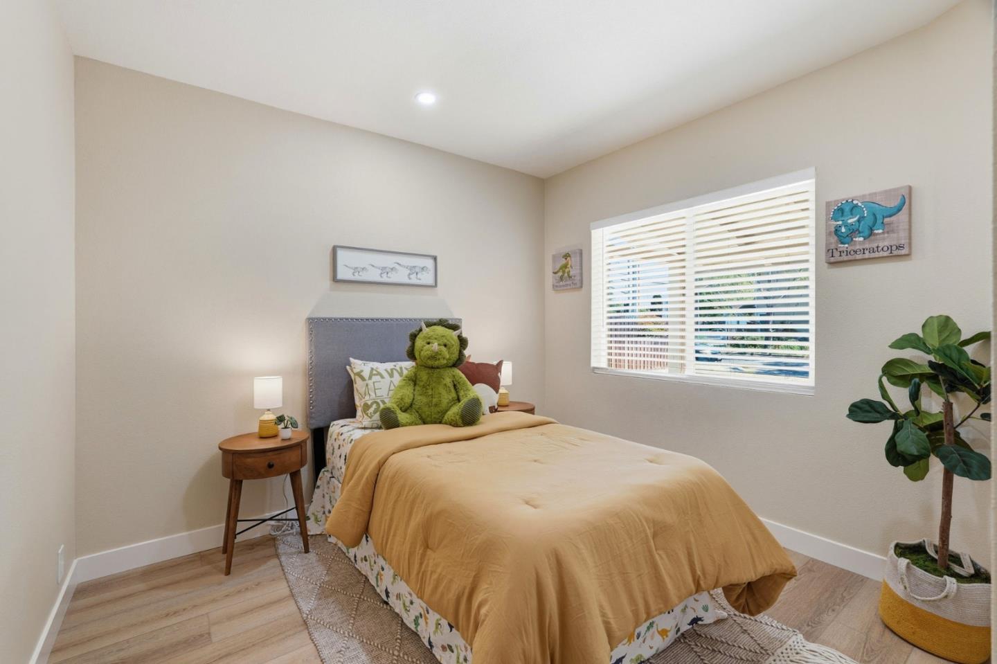 Detail Gallery Image 11 of 25 For 135 E Younger Ave, San Jose,  CA 95112 - 3 Beds | 2 Baths