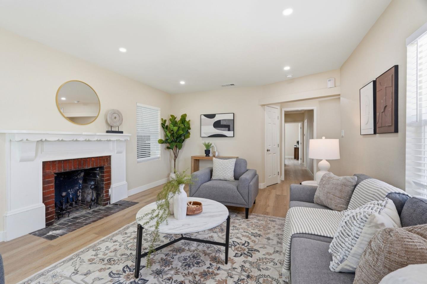 Detail Gallery Image 5 of 25 For 135 E Younger Ave, San Jose,  CA 95112 - 3 Beds | 2 Baths