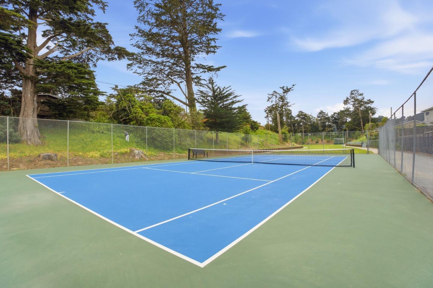 Detail Gallery Image 34 of 35 For 126 Rosewood Way, South San Francisco,  CA 94080 - 3 Beds | 1 Baths