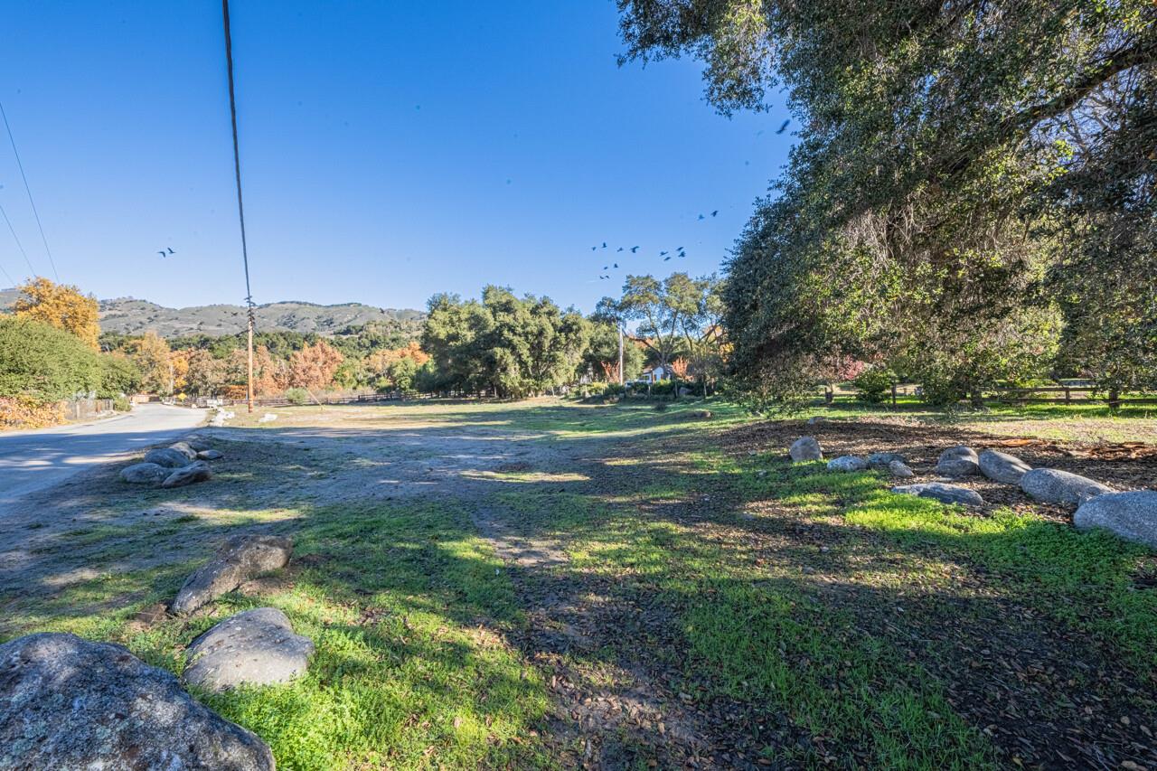 Detail Gallery Image 18 of 66 For 18842 Cachagua Rd, Carmel Valley,  CA 93924 - – Beds | – Baths