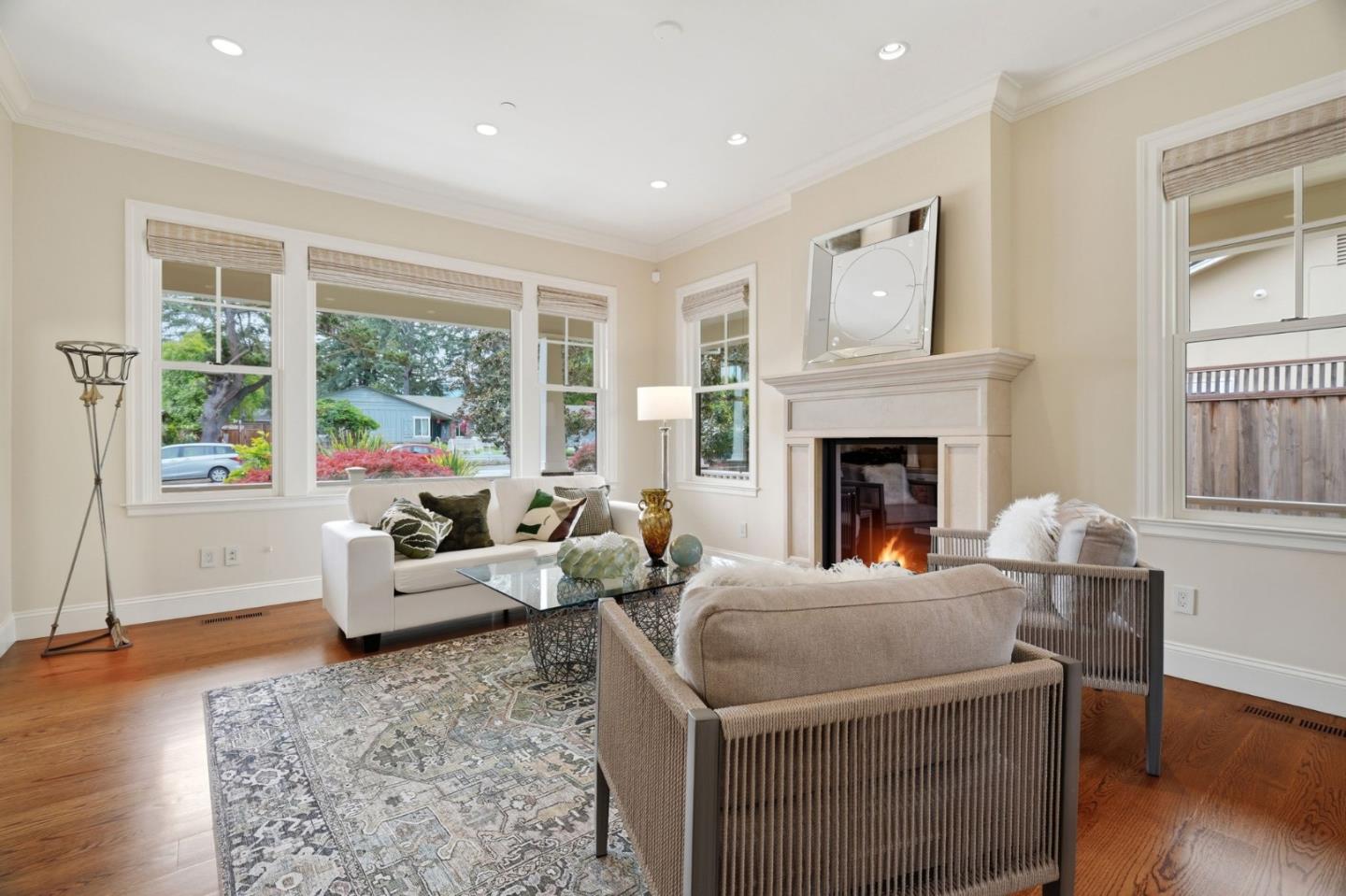 Detail Gallery Image 16 of 61 For 633 Giralda Dr, Los Altos,  CA 94024 - 5 Beds | 4 Baths