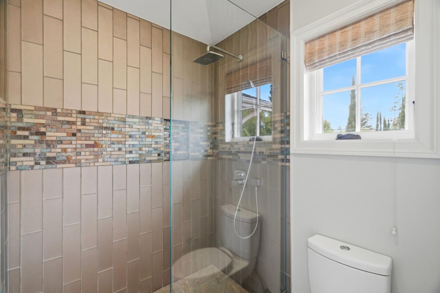 Detail Gallery Image 44 of 61 For 633 Giralda Dr, Los Altos,  CA 94024 - 5 Beds | 4 Baths