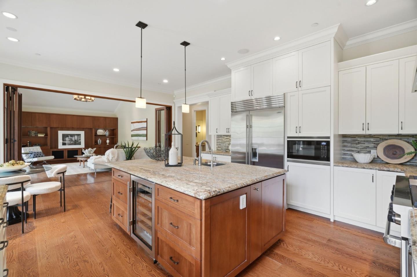 Detail Gallery Image 9 of 61 For 633 Giralda Dr, Los Altos,  CA 94024 - 5 Beds | 4 Baths