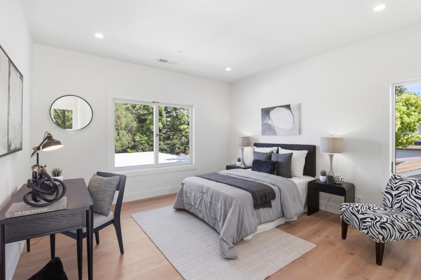 Detail Gallery Image 25 of 44 For 445 Iris St, Redwood City,  CA 94062 - 4 Beds | 3/1 Baths