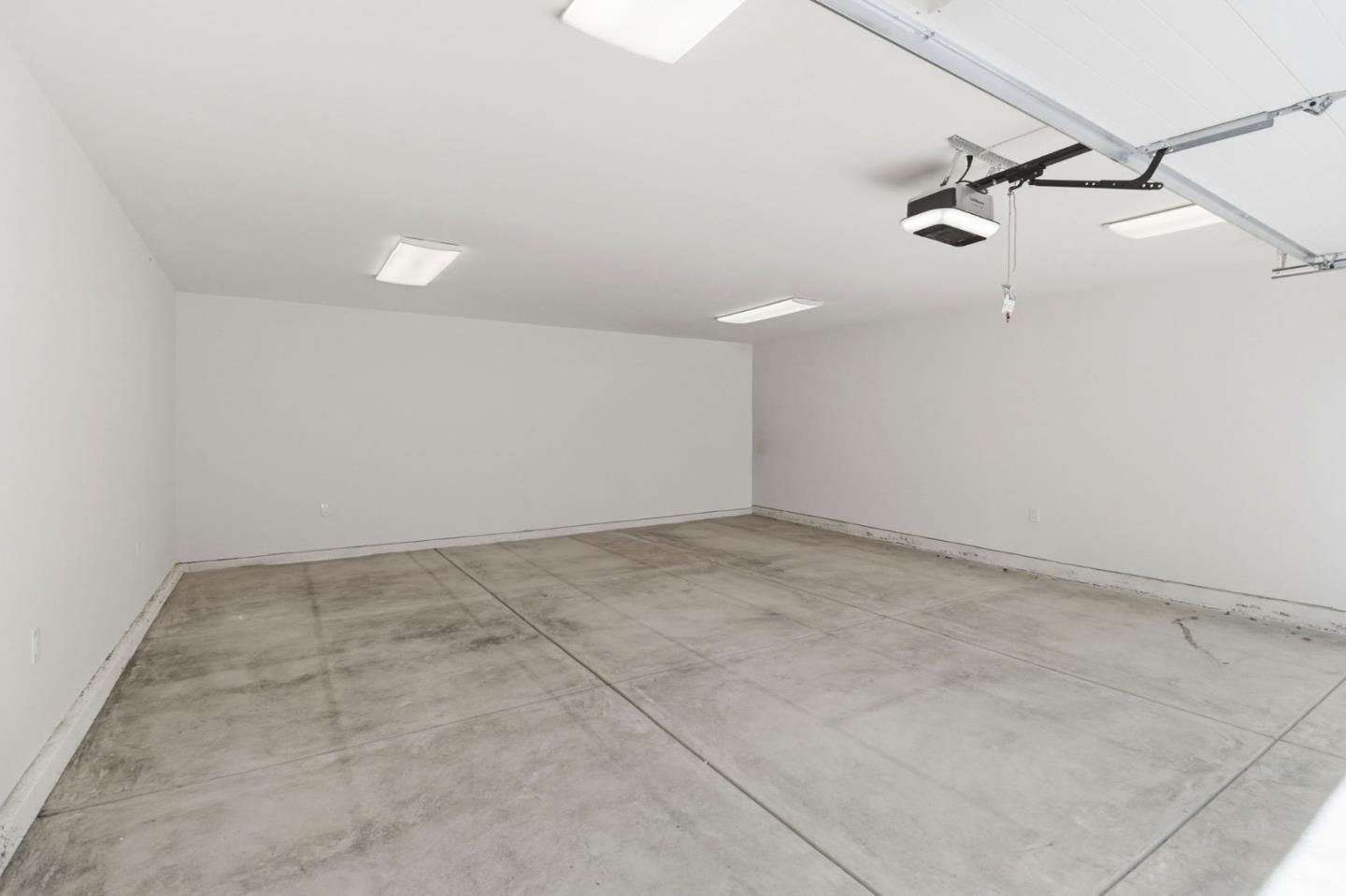 Detail Gallery Image 44 of 44 For 445 Iris St, Redwood City,  CA 94062 - 4 Beds | 3/1 Baths