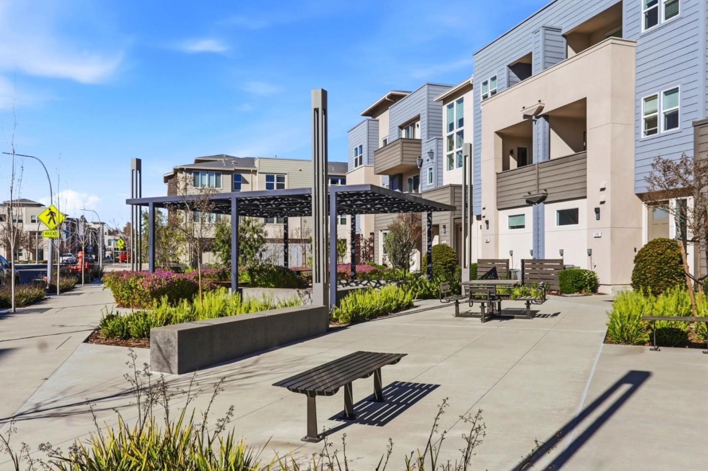 Detail Gallery Image 44 of 62 For 3390 Eichers Pl #102,  Santa Clara,  CA 95051 - 4 Beds | 2/1 Baths