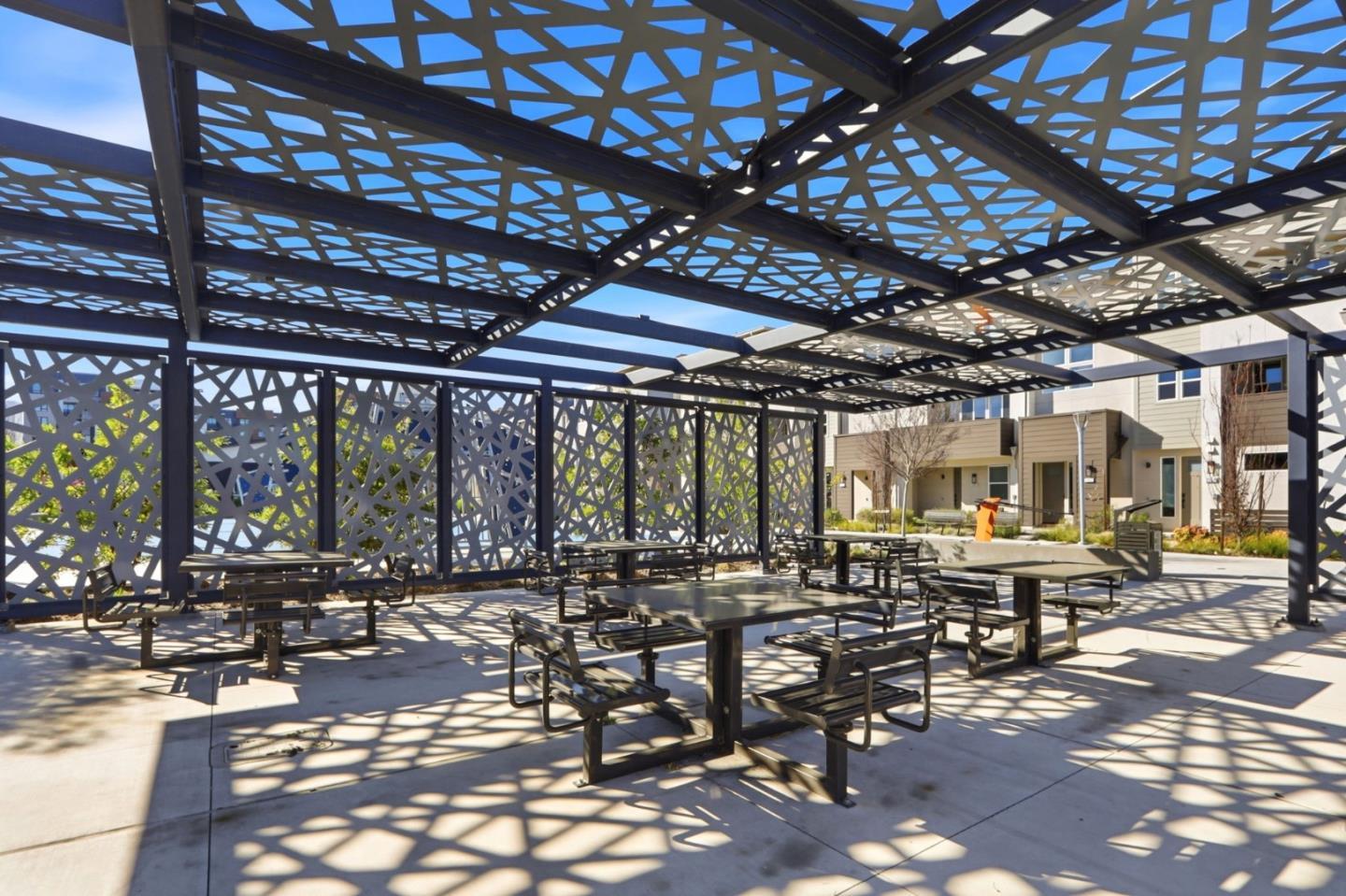 Detail Gallery Image 53 of 62 For 3390 Eichers Pl #102,  Santa Clara,  CA 95051 - 4 Beds | 2/1 Baths