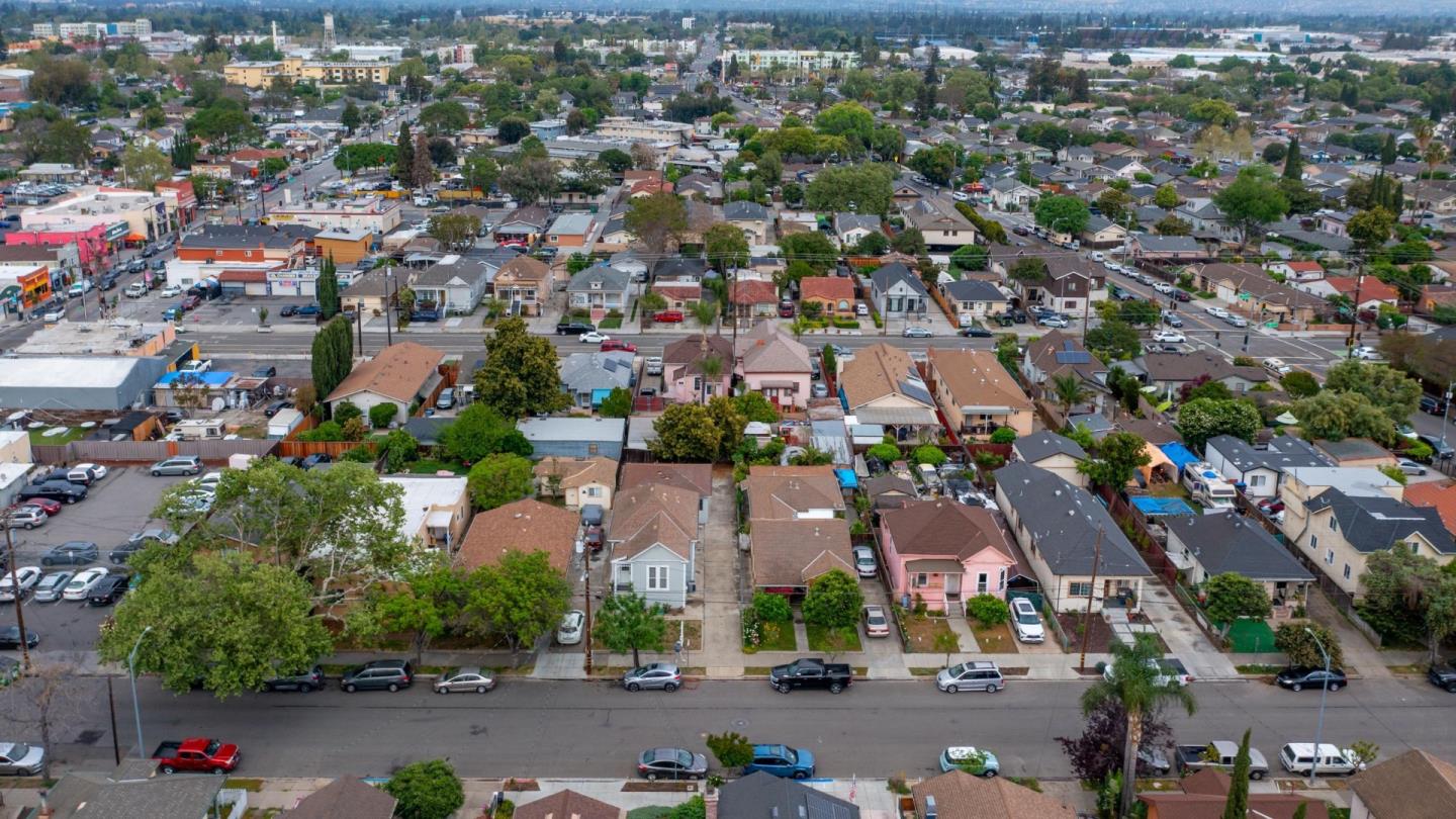 Detail Gallery Image 38 of 40 For 1030 Locust St, San Jose,  CA 95110 - 4 Beds | 2/1 Baths