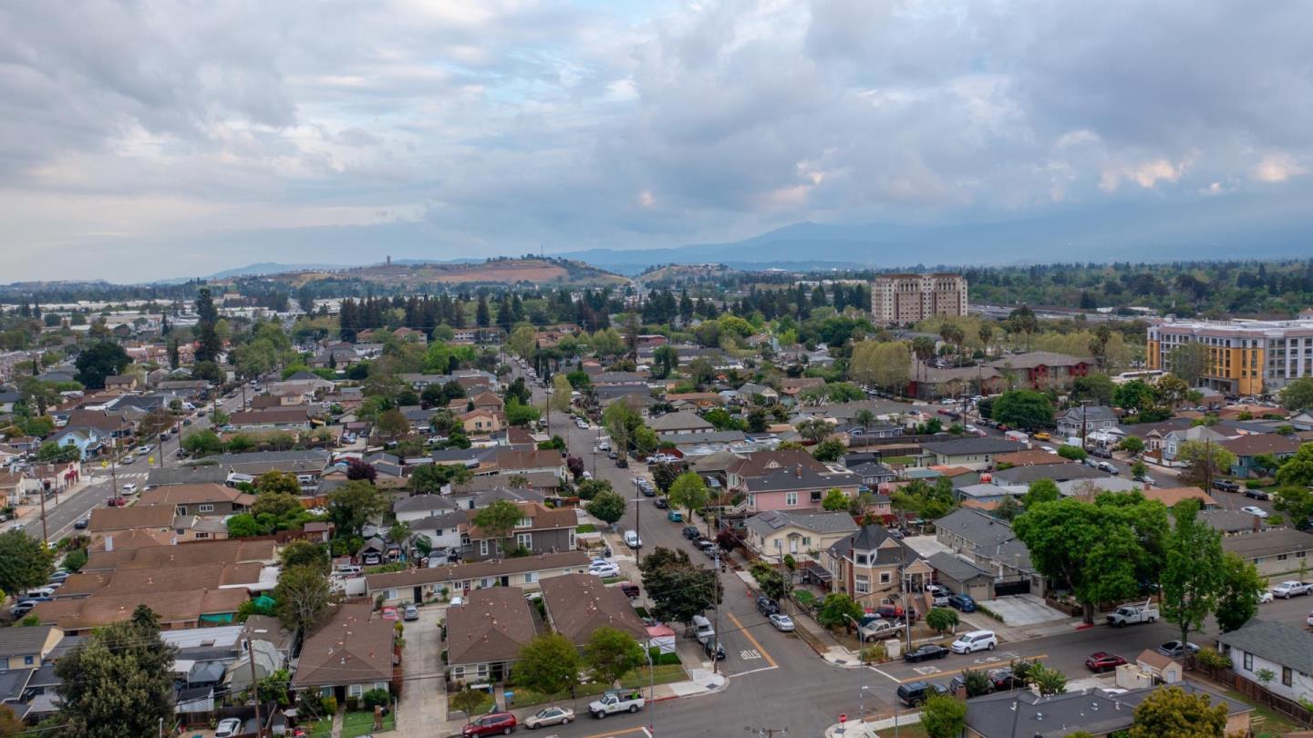 Detail Gallery Image 40 of 40 For 1030 Locust St, San Jose,  CA 95110 - 4 Beds | 2/1 Baths
