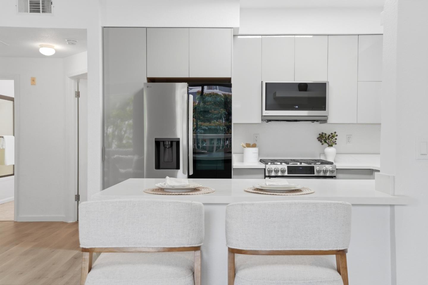 Detail Gallery Image 20 of 59 For 1400 El Camino Real #234,  South San Francisco,  CA 94080 - 2 Beds | 2 Baths