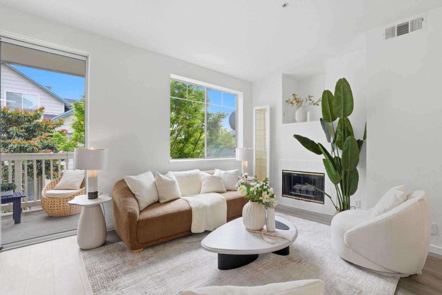 Detail Gallery Image 4 of 59 For 1400 El Camino Real #234,  South San Francisco,  CA 94080 - 2 Beds | 2 Baths