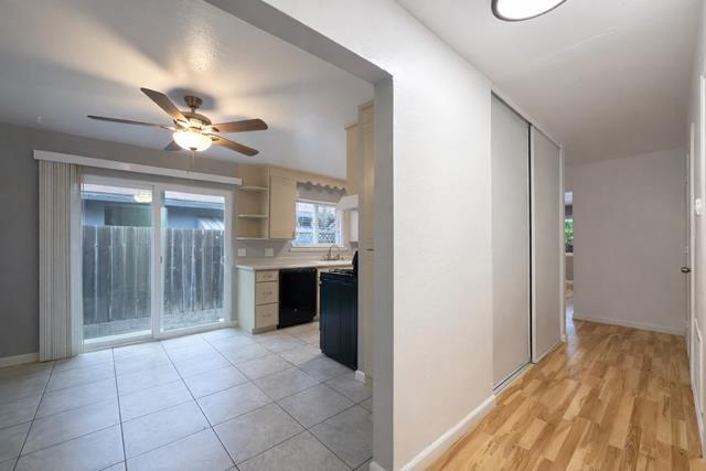 Detail Gallery Image 12 of 31 For 1090 White Dr, Santa Clara,  CA 95051 - 4 Beds | 2 Baths