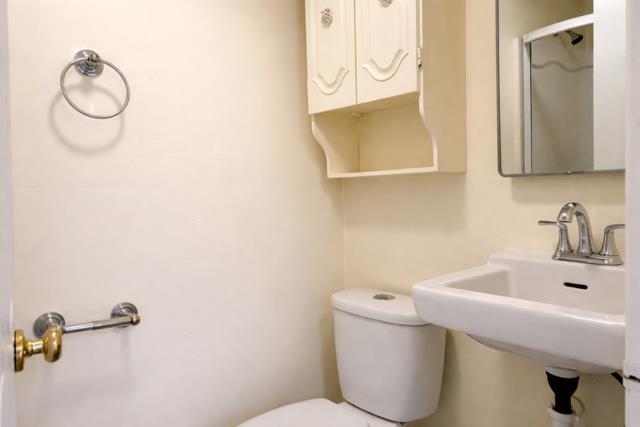 Detail Gallery Image 26 of 31 For 1090 White Dr, Santa Clara,  CA 95051 - 4 Beds | 2 Baths