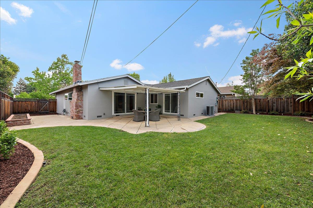 Detail Gallery Image 18 of 21 For 811 Daffodil Way, San Jose,  CA 95117 - 3 Beds | 2 Baths