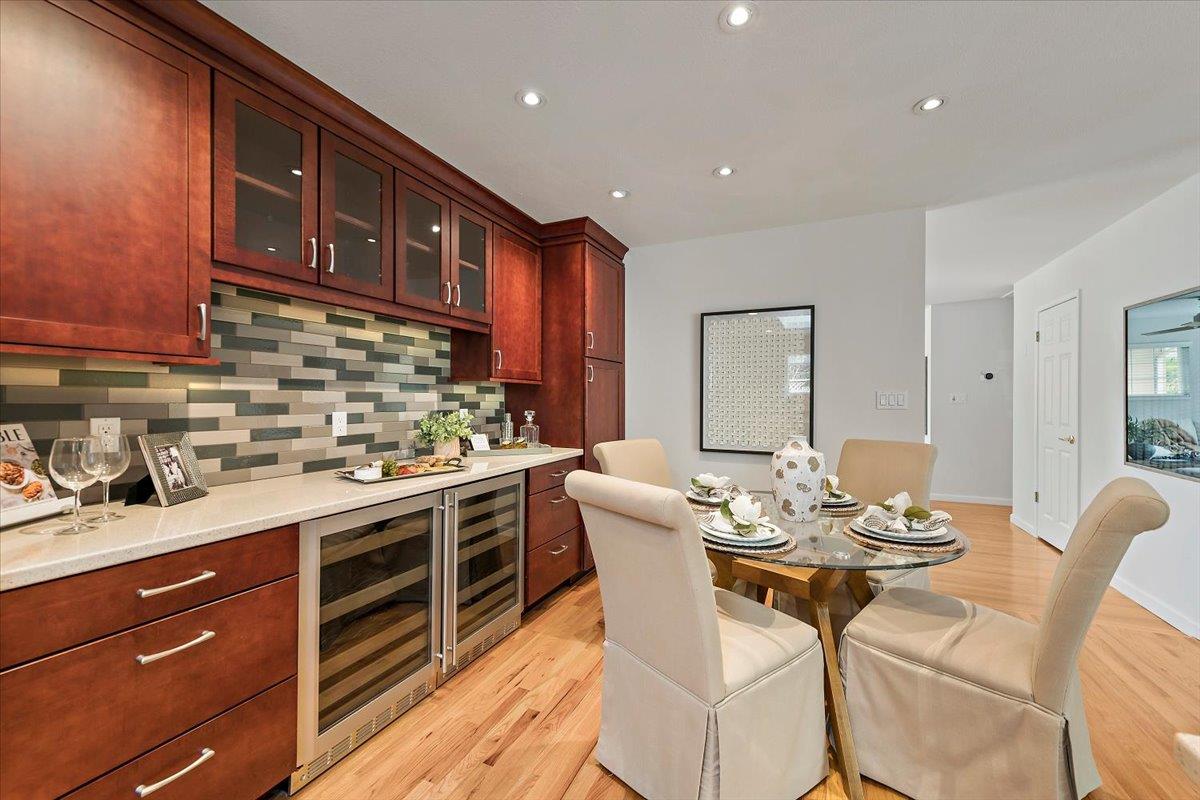 Detail Gallery Image 8 of 21 For 811 Daffodil Way, San Jose,  CA 95117 - 3 Beds | 2 Baths