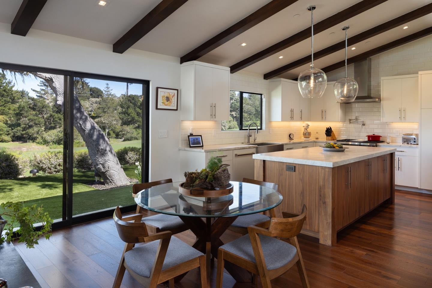 Detail Gallery Image 5 of 34 For 2931 Sloat Rd, Pebble Beach,  CA 93953 - 3 Beds | 3 Baths