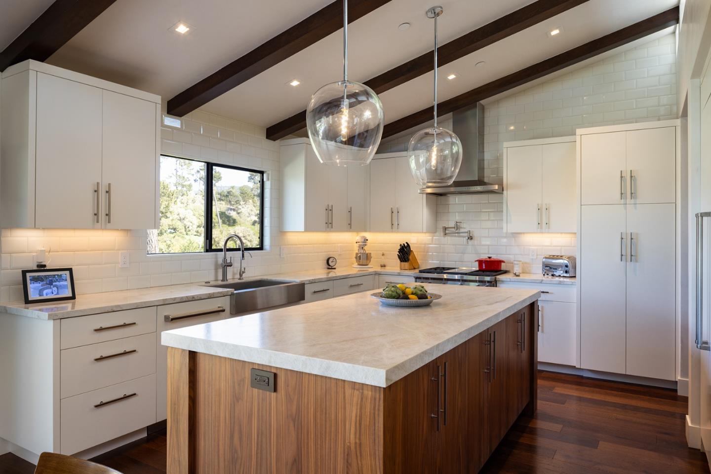 Detail Gallery Image 6 of 34 For 2931 Sloat Rd, Pebble Beach,  CA 93953 - 3 Beds | 3 Baths