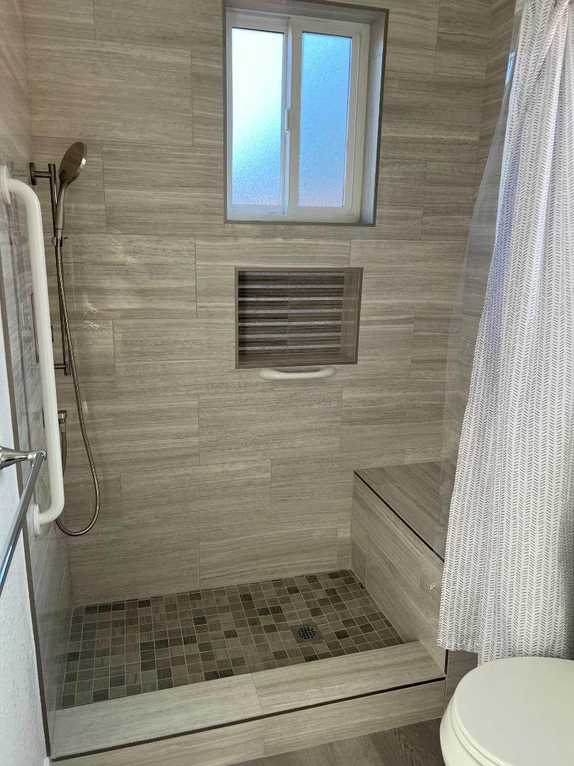 Detail Gallery Image 6 of 8 For 476 Poplar Ave a,  San Bruno,  CA 94066 - 1 Beds | 1 Baths