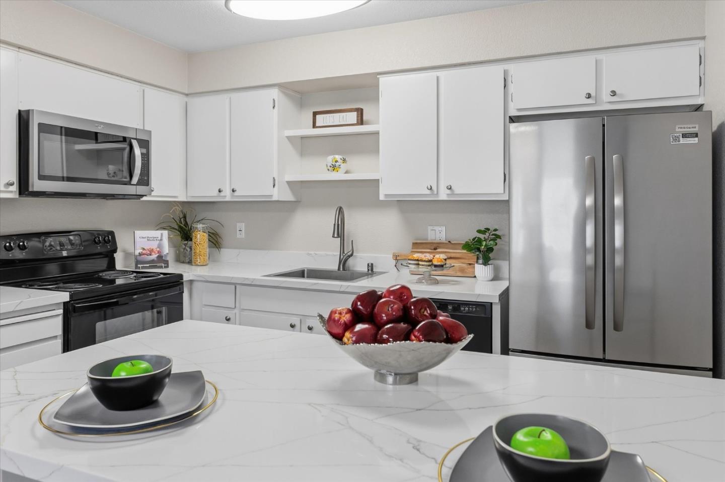 Detail Gallery Image 3 of 21 For 5520 Sean Cir #86,  San Jose,  CA 95123 - 2 Beds | 1 Baths