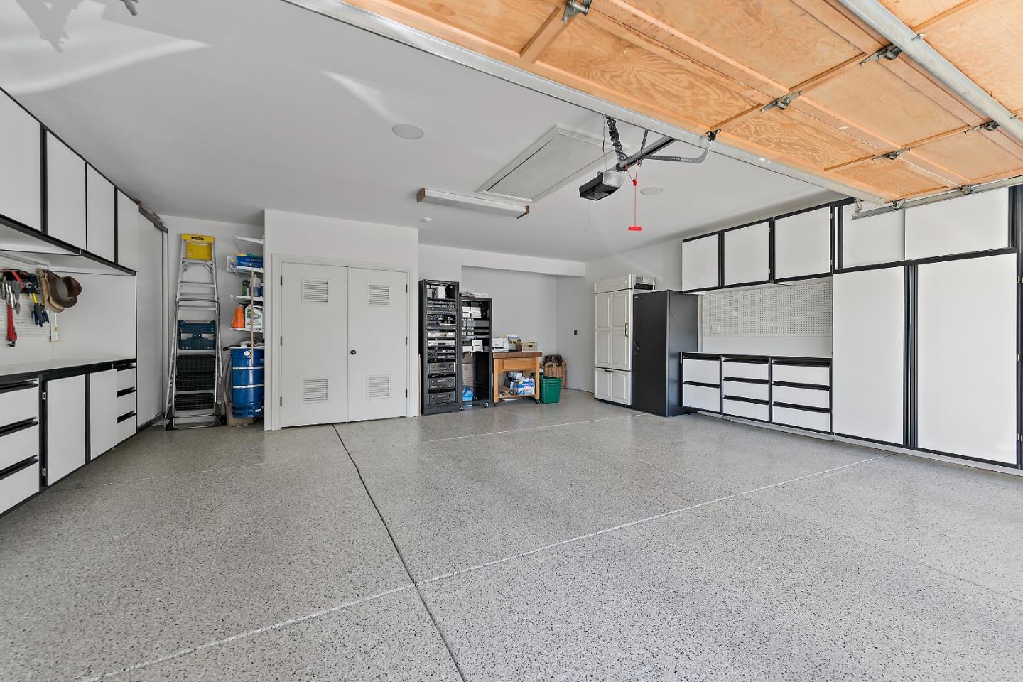 Detail Gallery Image 20 of 22 For 14 Susan Gale Ct, Menlo Park,  CA 94025 - 3 Beds | 2/1 Baths