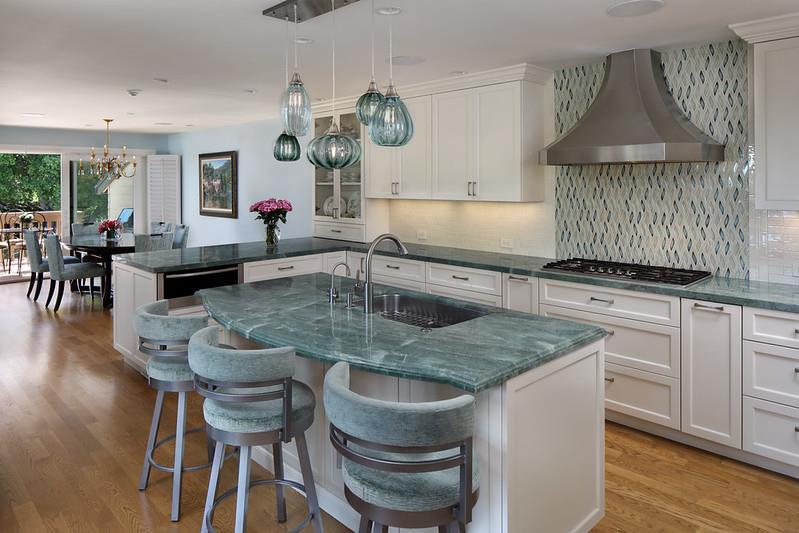 Detail Gallery Image 4 of 22 For 14 Susan Gale Ct, Menlo Park,  CA 94025 - 3 Beds | 2/1 Baths