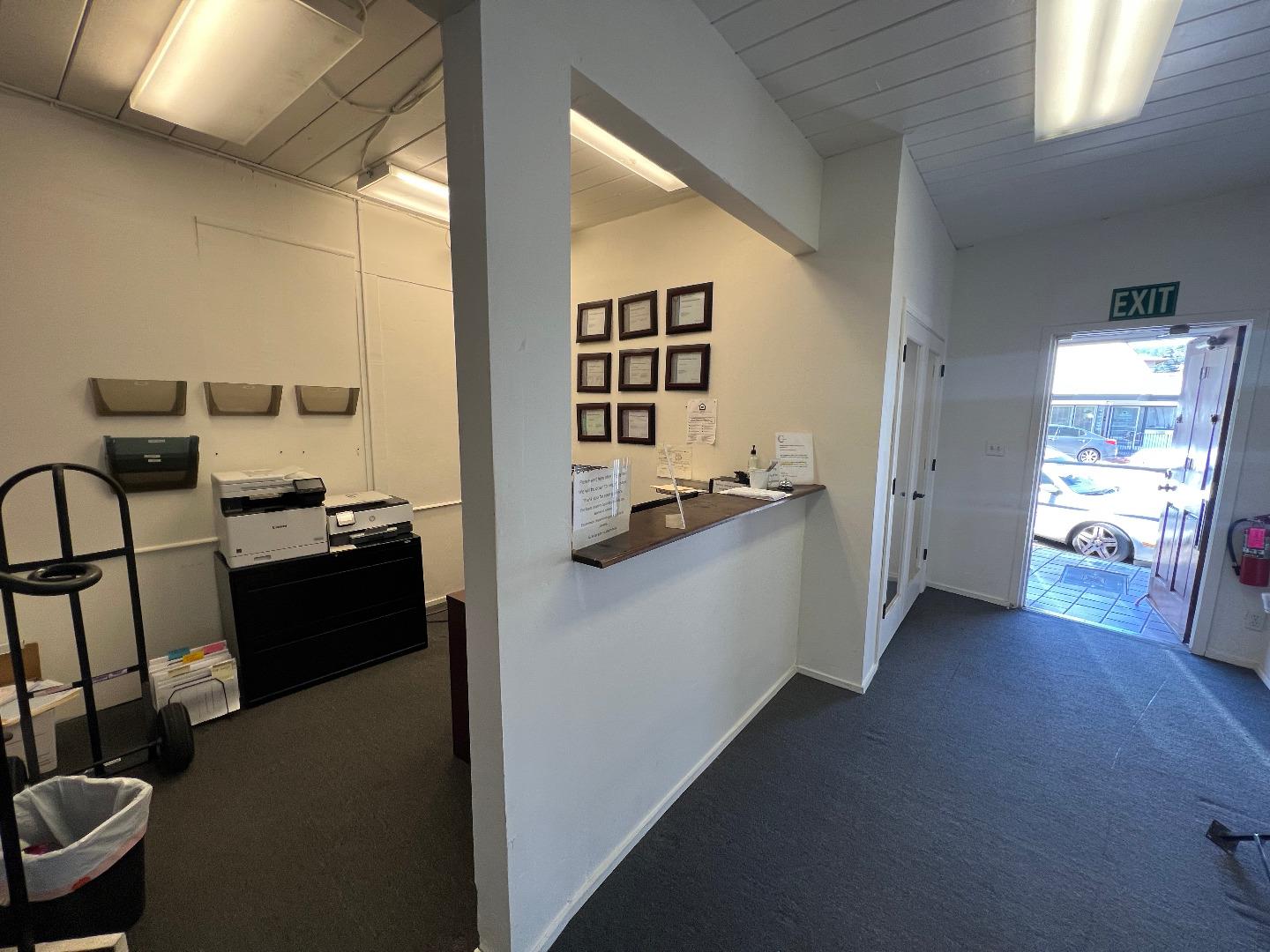 Detail Gallery Image 10 of 14 For 31 Soledad Dr, Monterey,  CA 93940 - – Beds | – Baths