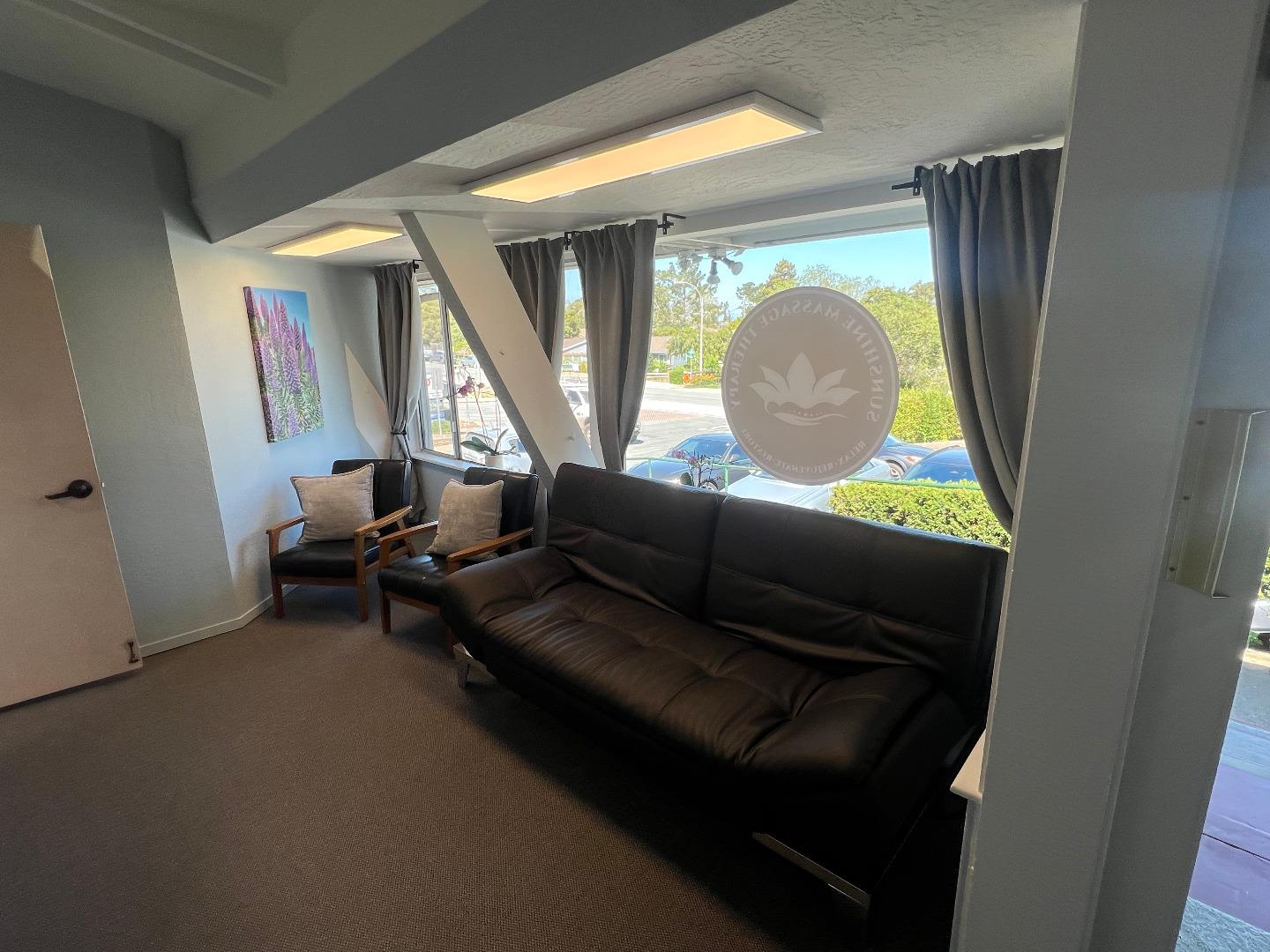 Detail Gallery Image 7 of 14 For 31 Soledad Dr, Monterey,  CA 93940 - – Beds | – Baths