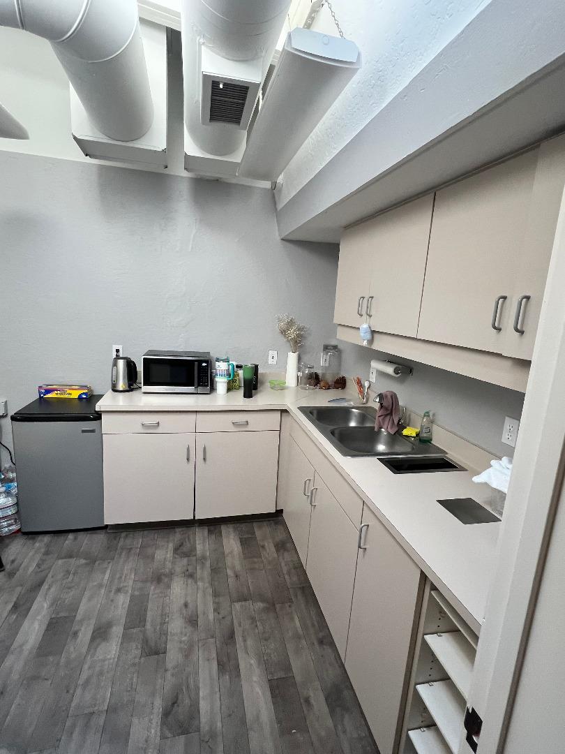 Detail Gallery Image 8 of 14 For 31 Soledad Dr, Monterey,  CA 93940 - – Beds | – Baths