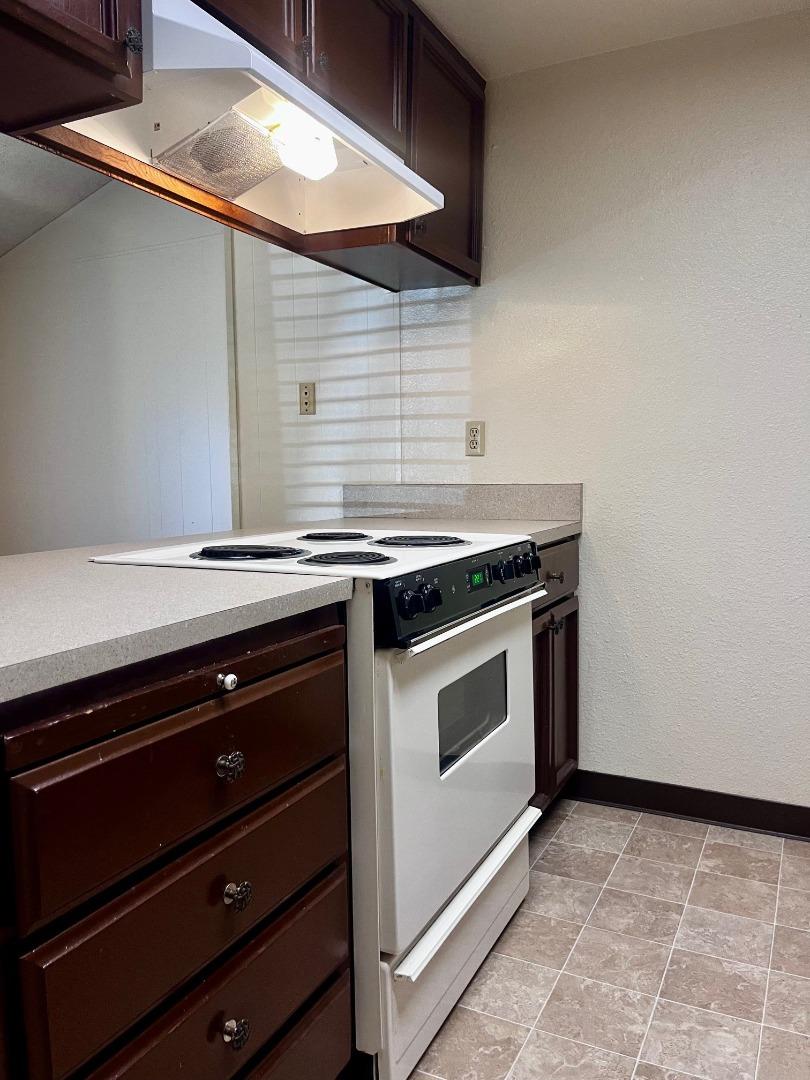 Detail Gallery Image 13 of 17 For 5908 Bourbon Dr, Carmichael,  CA 95608 - – Beds | – Baths