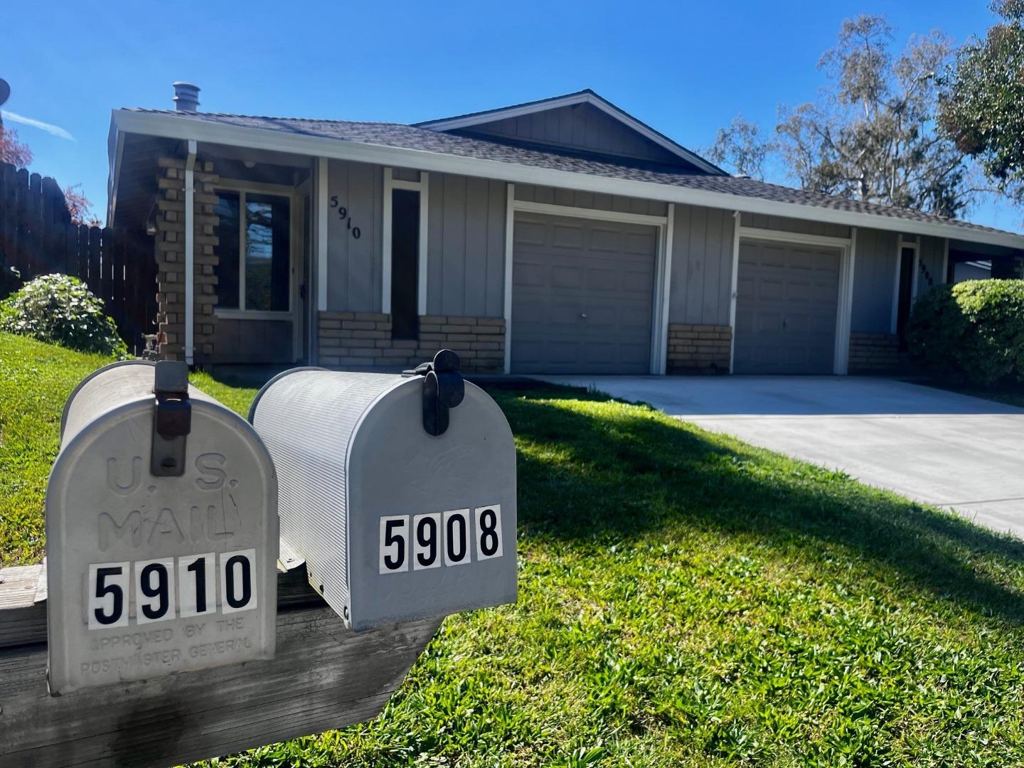 Detail Gallery Image 4 of 17 For 5908 Bourbon Dr, Carmichael,  CA 95608 - – Beds | – Baths