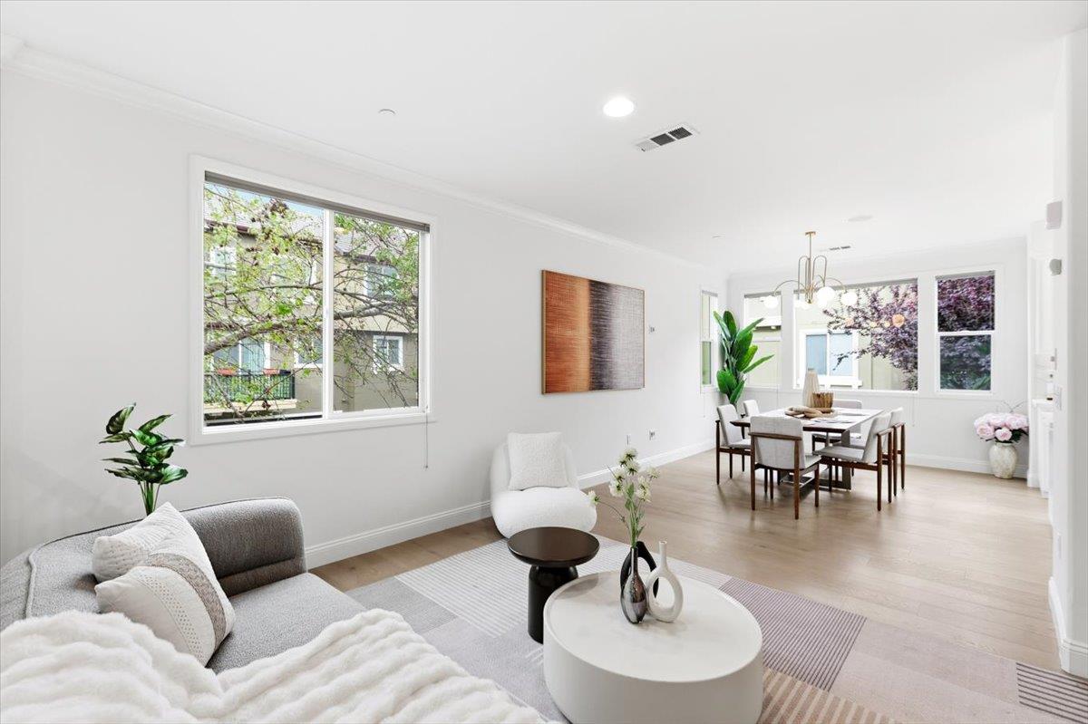 Detail Gallery Image 12 of 45 For 1196 Morse Ave, Sunnyvale,  CA 94089 - 3 Beds | 2/1 Baths