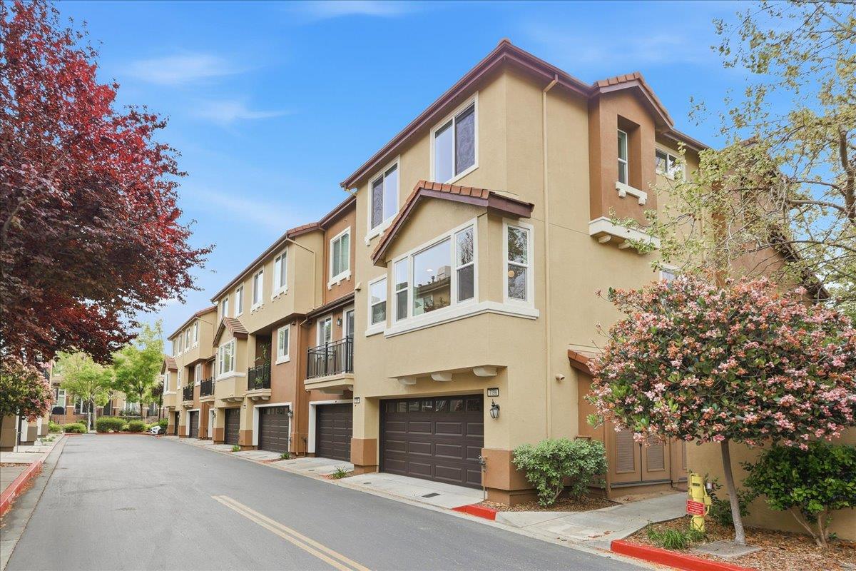 Detail Gallery Image 42 of 45 For 1196 Morse Ave, Sunnyvale,  CA 94089 - 3 Beds | 2/1 Baths