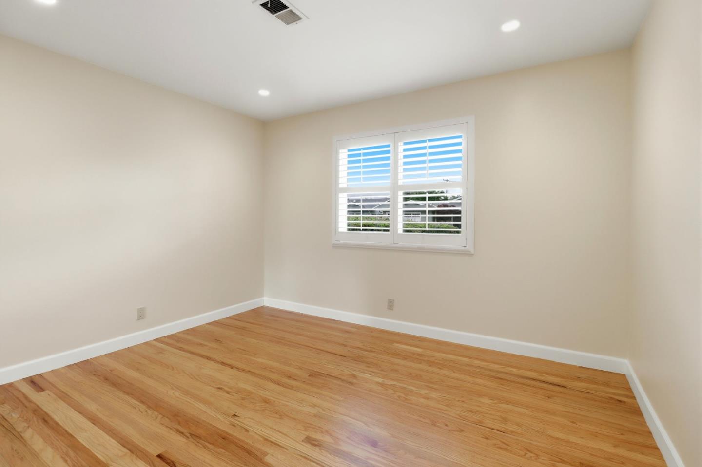 Detail Gallery Image 20 of 30 For 5064 Trenary Way, San Jose,  CA 95118 - 4 Beds | 2 Baths