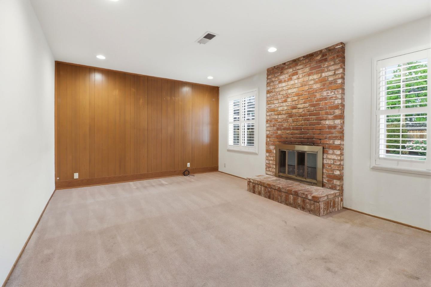 Detail Gallery Image 8 of 30 For 5064 Trenary Way, San Jose,  CA 95118 - 4 Beds | 2 Baths