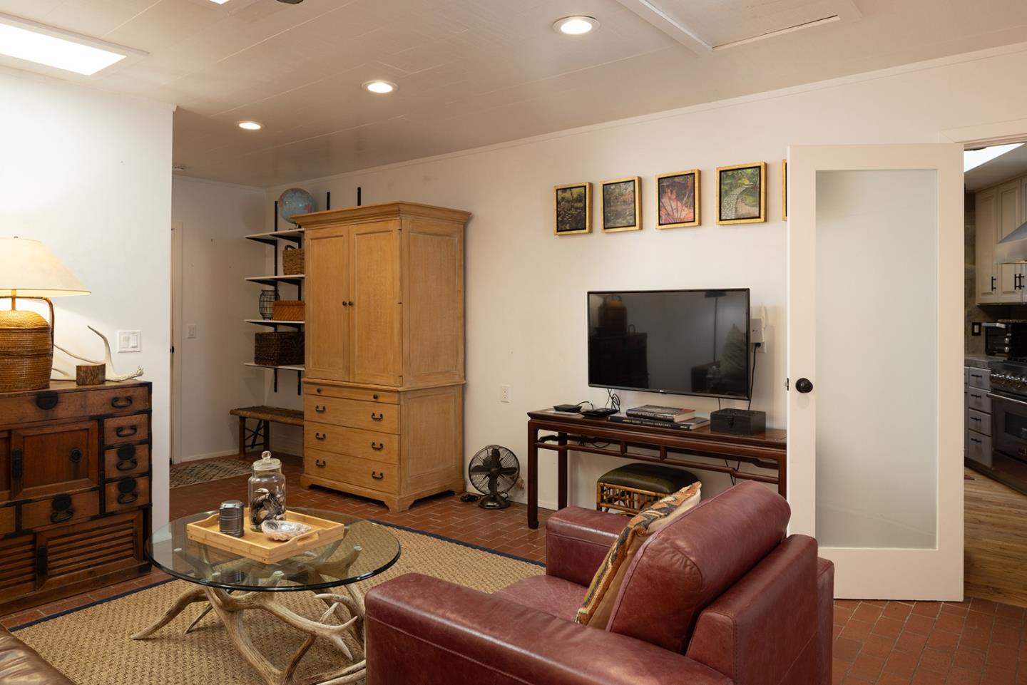 Detail Gallery Image 18 of 28 For 24572 Guadalupe St, Carmel,  CA 93923 - 3 Beds | 4 Baths