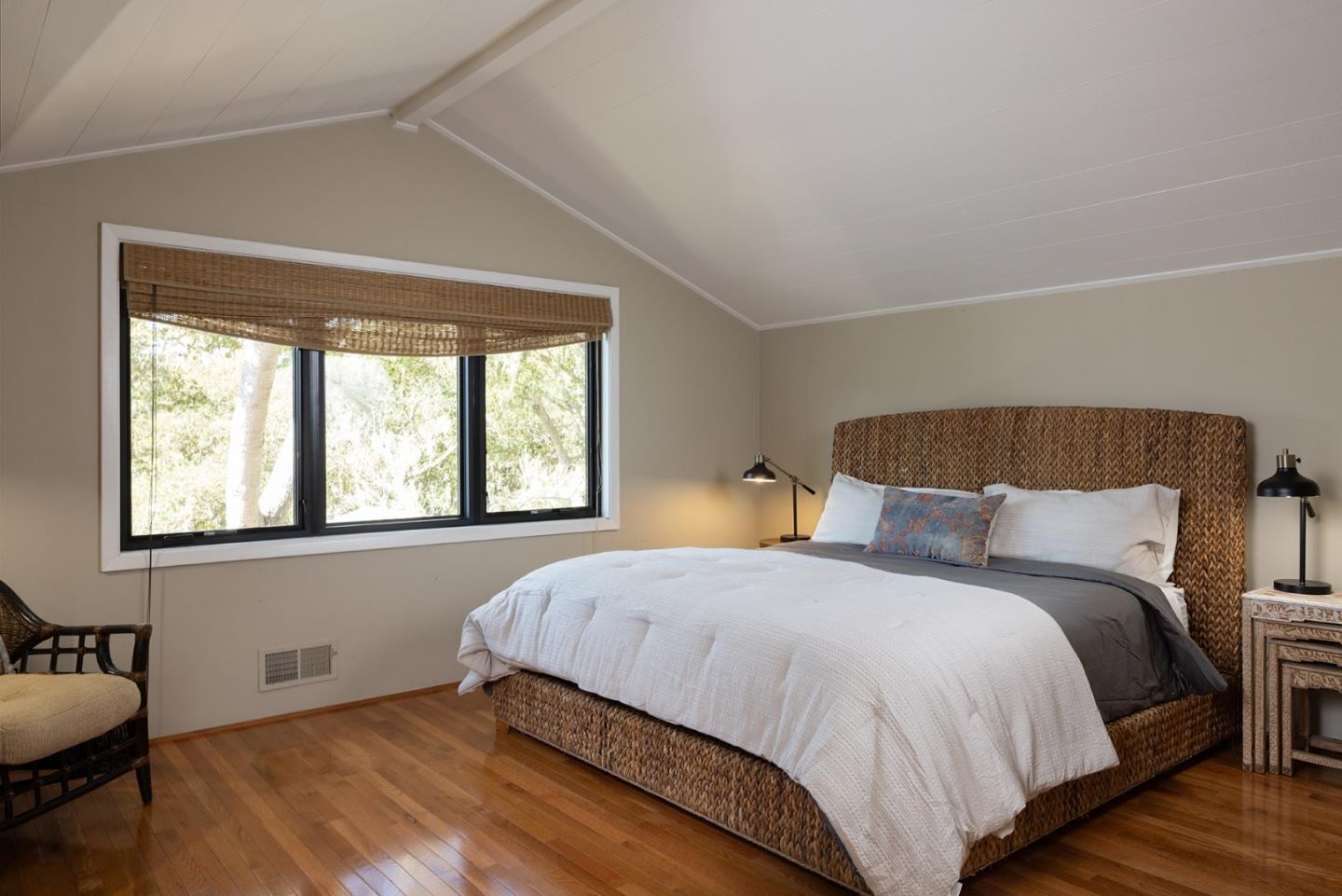 Detail Gallery Image 24 of 28 For 24572 Guadalupe St, Carmel,  CA 93923 - 3 Beds | 4 Baths