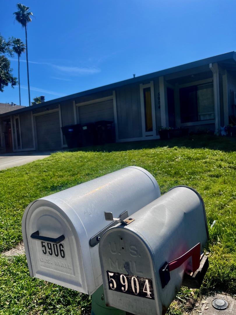 Detail Gallery Image 5 of 6 For 5904 Bourbon Dr, Carmichael,  CA 95608 - – Beds | – Baths