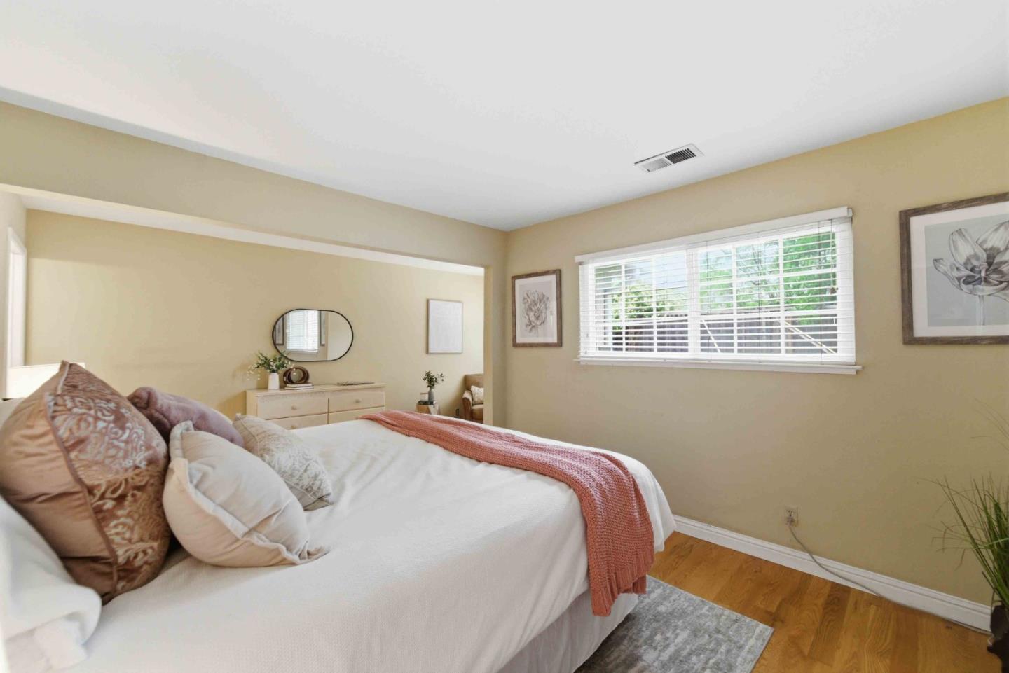 Detail Gallery Image 14 of 31 For 4743 Bannock Cir, San Jose,  CA 95130 - 3 Beds | 2 Baths