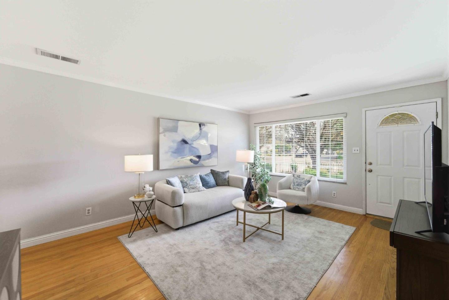 Detail Gallery Image 4 of 31 For 4743 Bannock Cir, San Jose,  CA 95130 - 3 Beds | 2 Baths