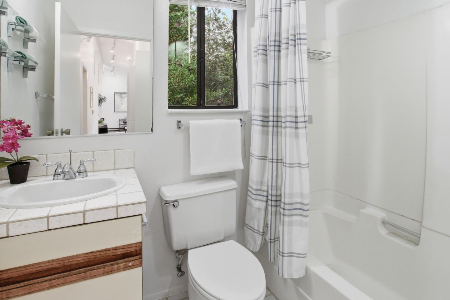 Detail Gallery Image 19 of 37 For 75 Redwood Dr, La Honda,  CA 94020 - 4 Beds | 3 Baths