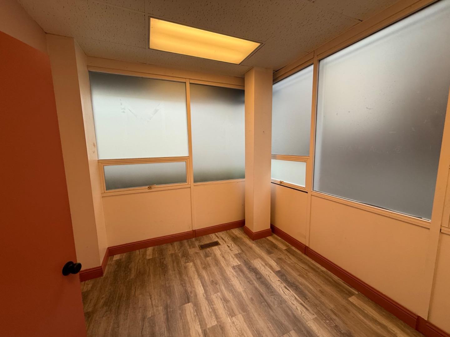 Detail Gallery Image 6 of 22 For 199 California Dr #120,  Millbrae,  CA 94030 - – Beds | – Baths